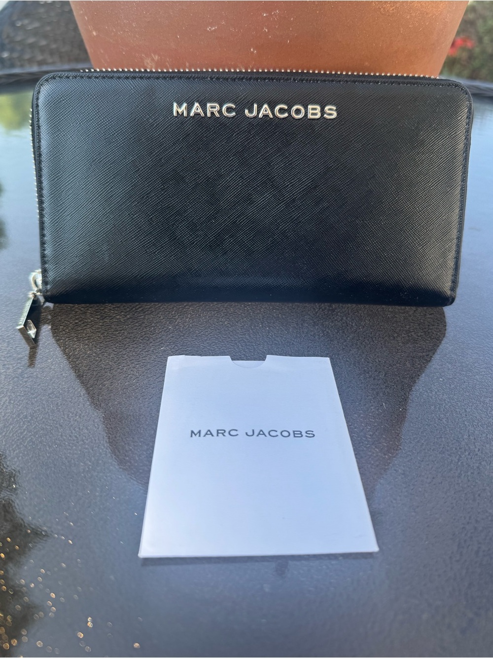 Marc Jacobs Zip Around Continental Wallet